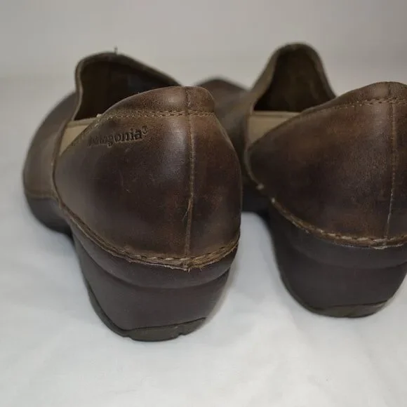 Patagonia Women's 7.5 Brown Leather Slip On Clogs - Picture 6 of 9